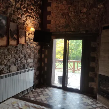 Oneiropagidasuites Dağ evi Kalavryta