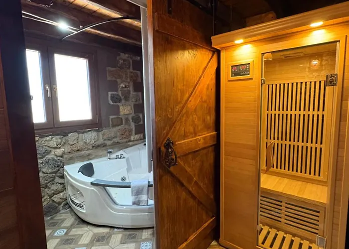 Oneiropagidasuites Калаврита